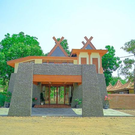 Point Of View Hotel & Resort Majalengka Eksteriør bilde