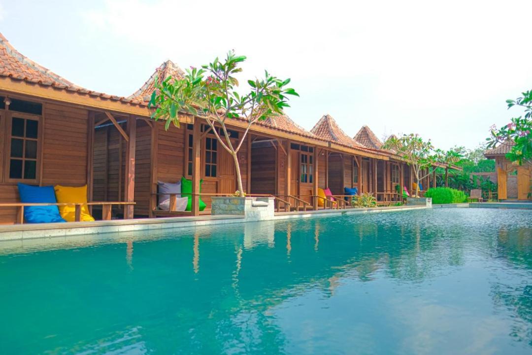 Point Of View Hotel & Resort Majalengka Eksteriør bilde